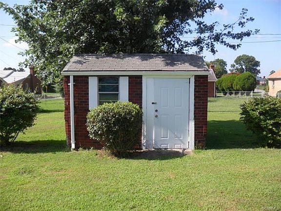5th image of 3109 Aldersgate Dr