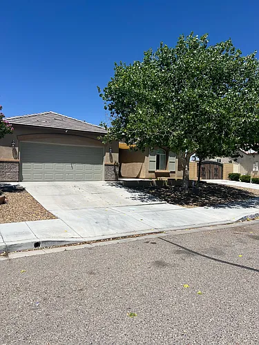 15644 Red Oak Way Photo 1