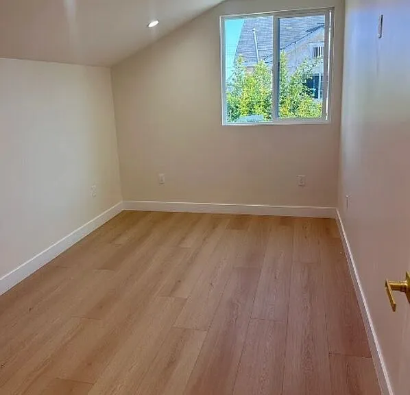 6235 1/4 Banner Ave — Photo 9
