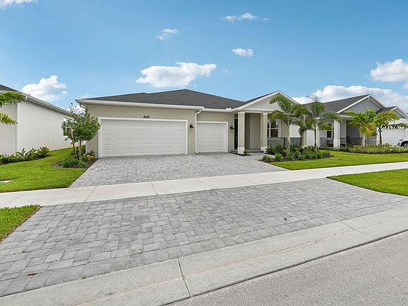 4th image of 6321 Cloverdale Avenue