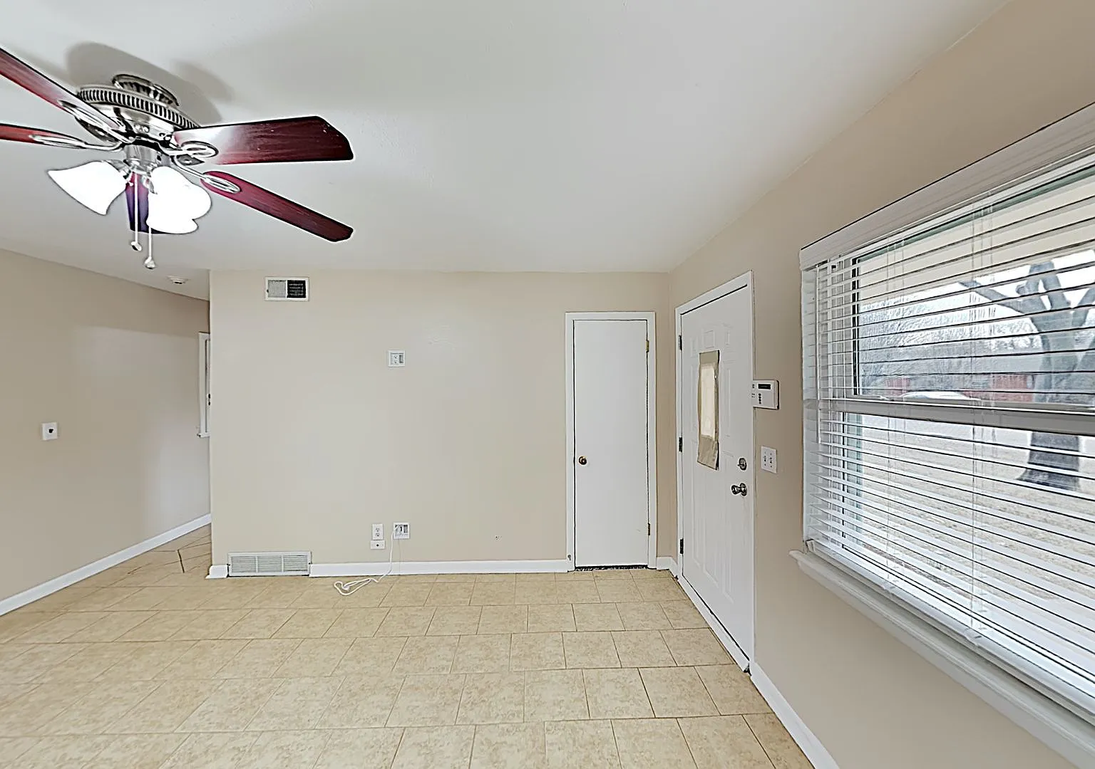 Very Nice 3 bedroom 2 bath home in Spencer schools — Photo 4