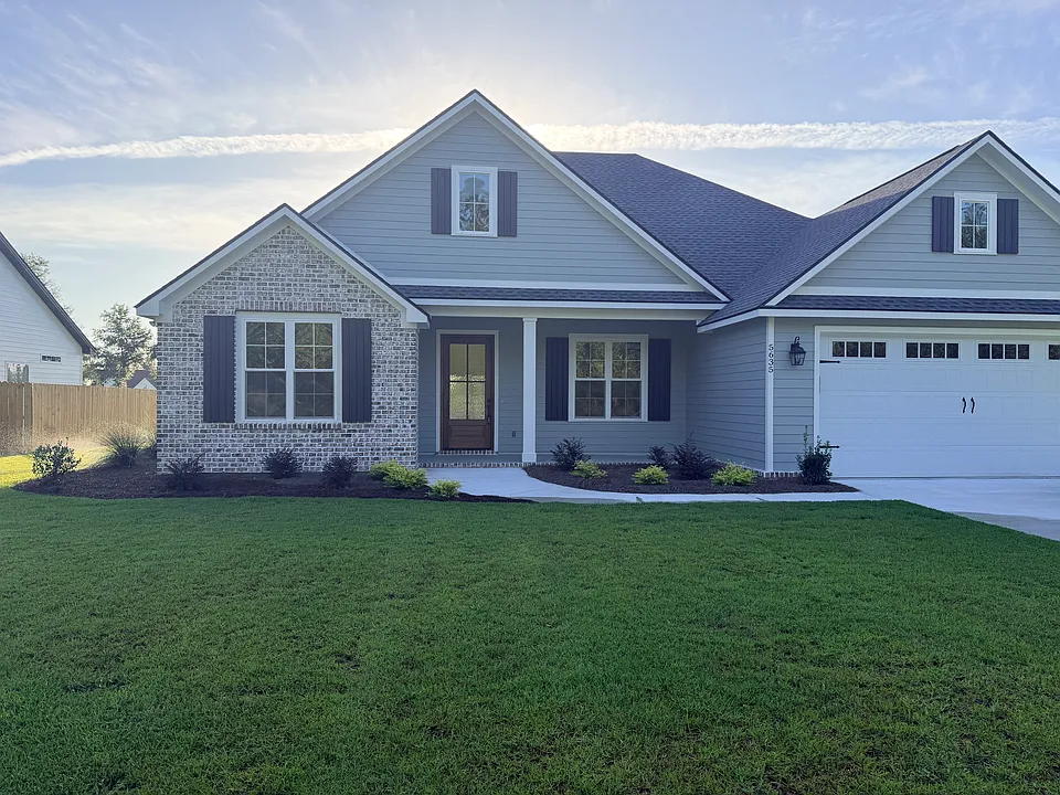 5635 School House Pond Rd
