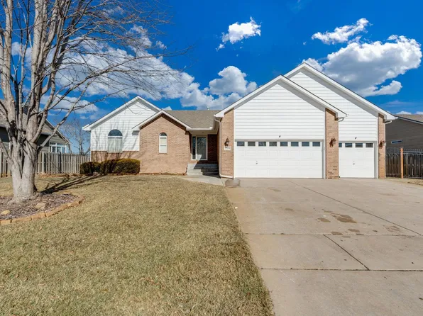 2516 E Saint Andrew Ct, Goddard, KS 67052