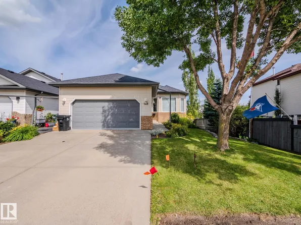 148 Forrest Dr, Strathcona County, AB T8A 6A8