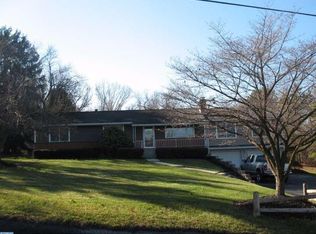 4630 Chestnut Hill Rd, Center Valley, PA 18034