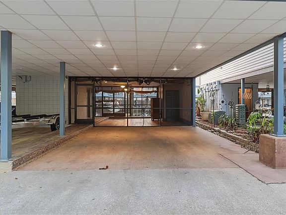3rd image of 141 Highway 22 E APT F1