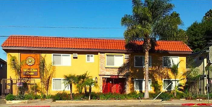 2 bed, 1000 sqft, $2,350 — Photo 2