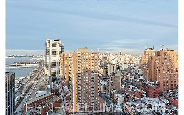 Rented by Douglas Elliman | media 75