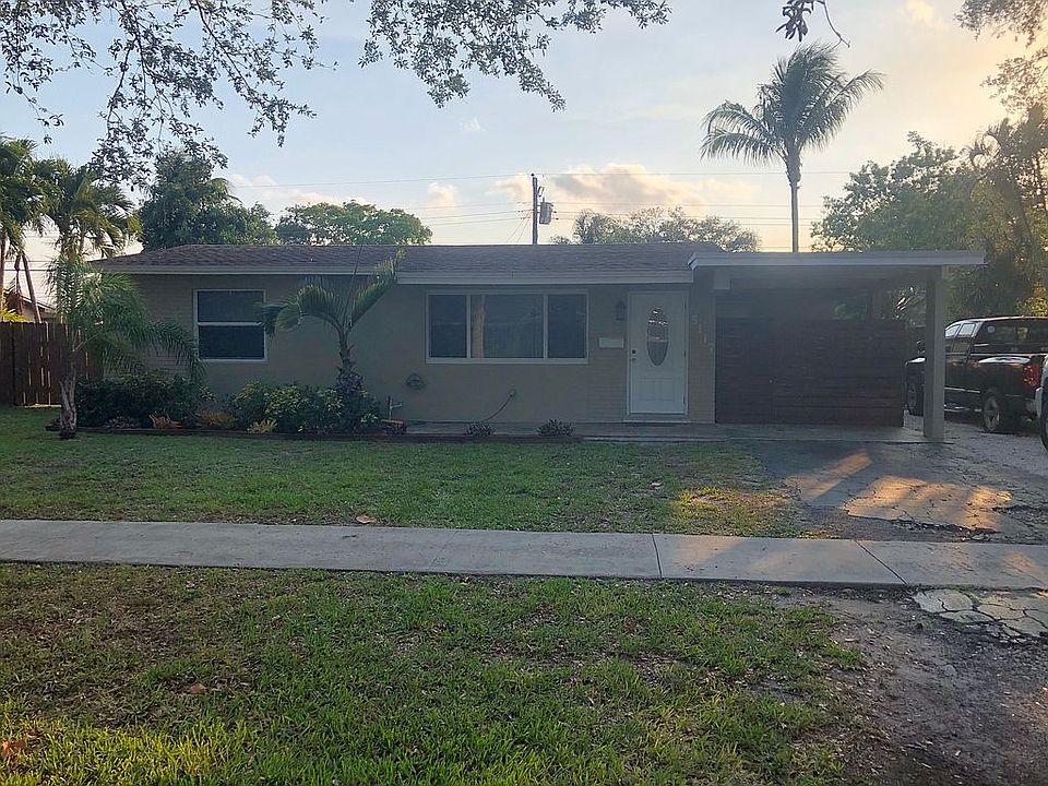 1st image of 5117 SW 92nd Ter