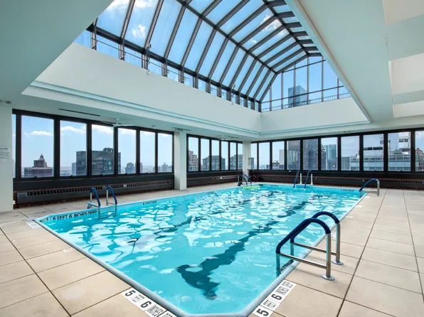 300 East 54th Street 22H image 9 of 10