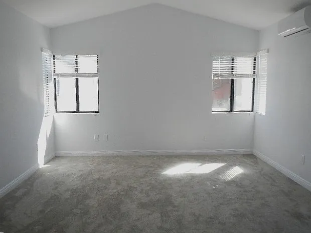 166 Las Flores Dr #A — Photo 12