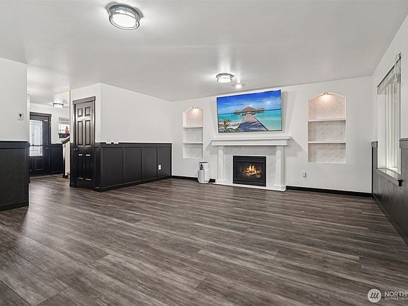 4th image of 1340 E 43rd Street