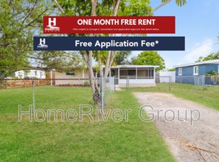 9665 Crestview St, Seminole, FL 33772
