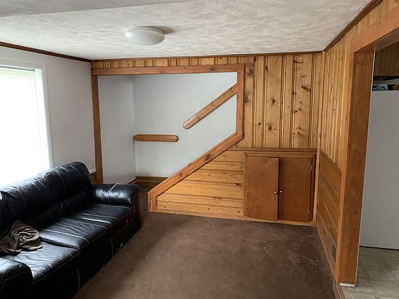 5th image of 1013 W Marsh St #1015
