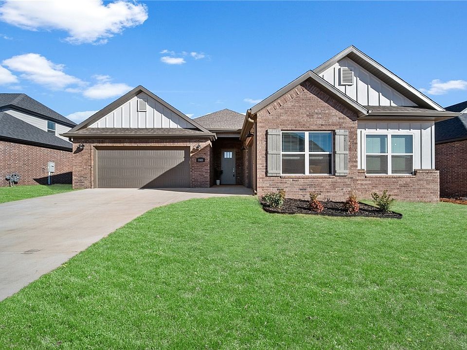 1st image of 3803 SW Pecan Cir