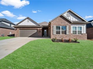 3803 SW Pecan Cir, Bentonville, AR 72713