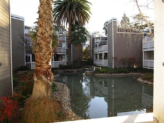 3rd image of 4864 Lakebird Pl