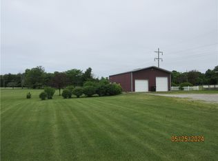 9483 April Ln, Ashmore, IL 61912