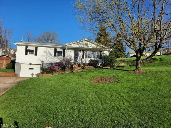129 Westview Dr, Barnesville, OH 43713
