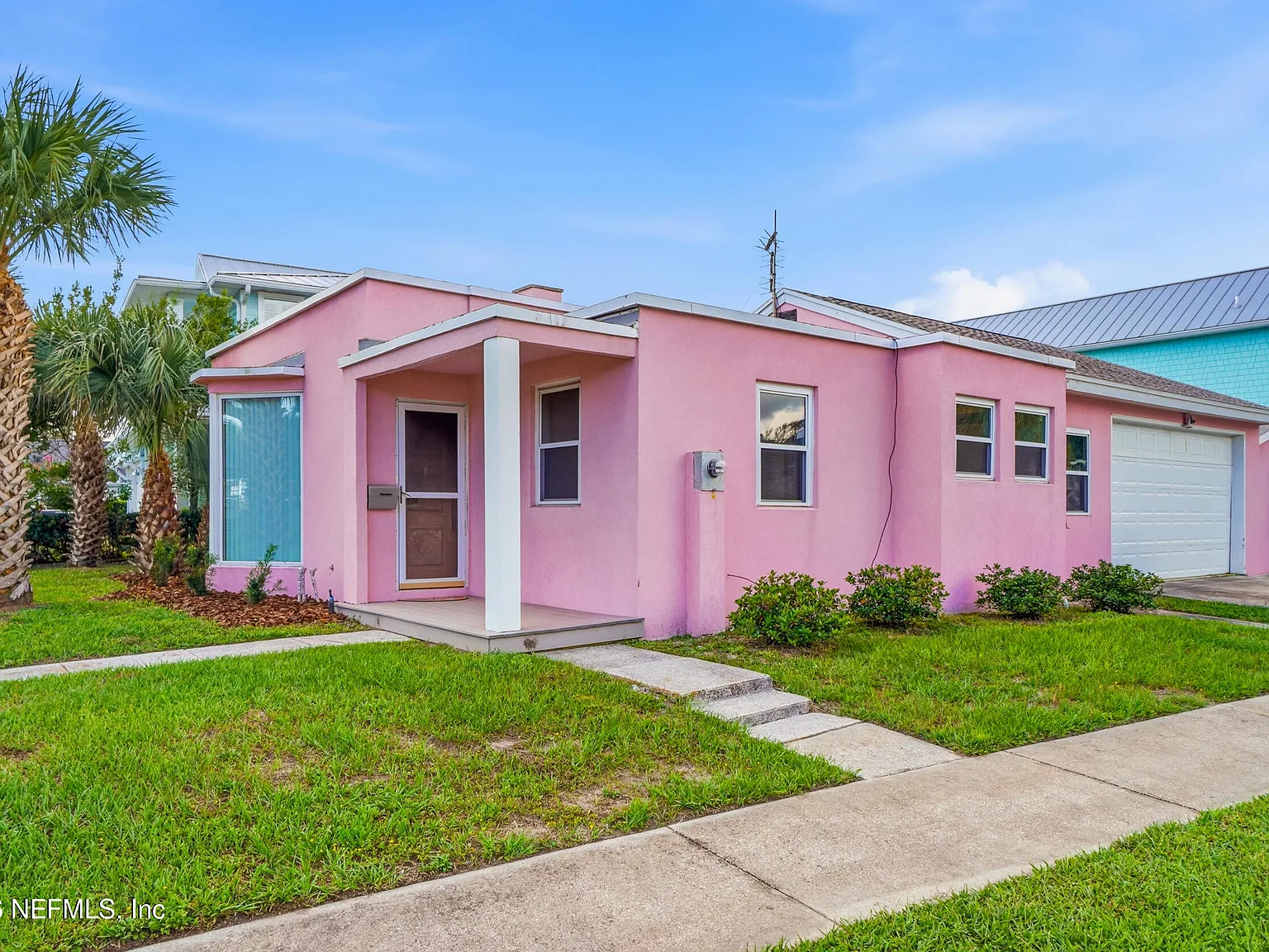 2 bed, 2.0 bath, 1142 sqft, $3,975 — Photo 3