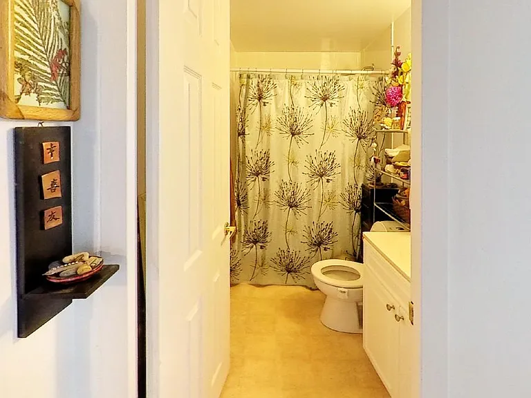 5713 Victoria Rd #507 — Photo 13