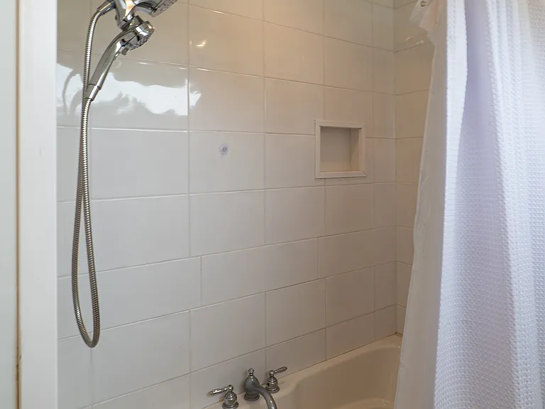 160 High St #1 — Photo 33