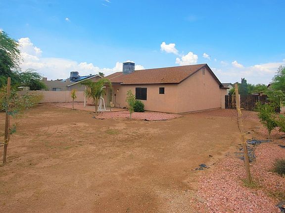 4th image of 1652 N 90th Dr
