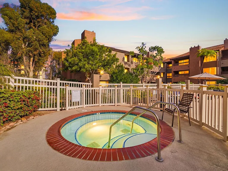 Unit Photo