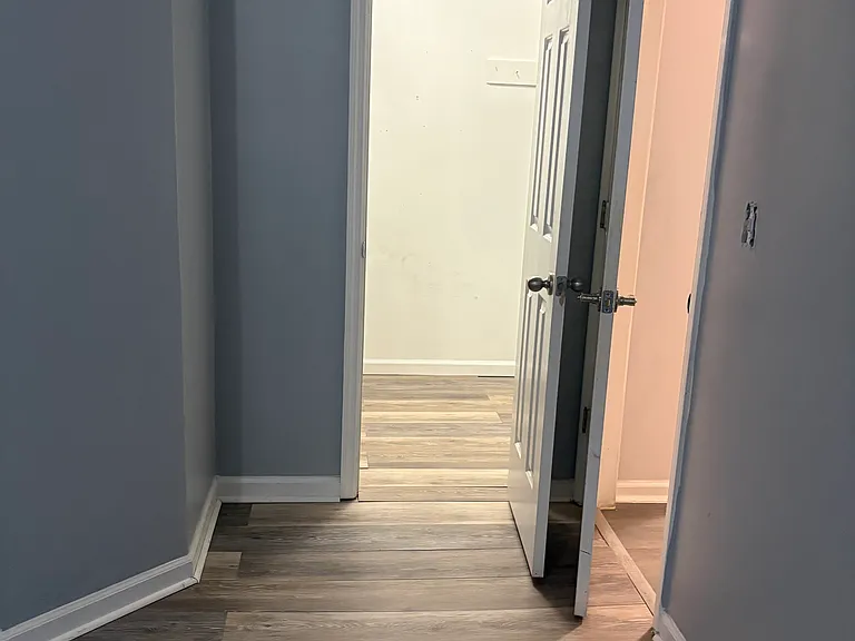 1004 Brookhollow Dr #5 — Photo 12