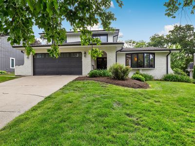 8448 Clynderven Rd, Burr Ridge, IL, 60527