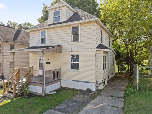 217 Oak Hill Ave, Endicott, NY 13760