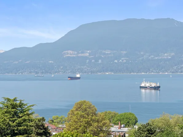 2370 W 2nd Ave #901, Vancouver, BC V6K 1J2