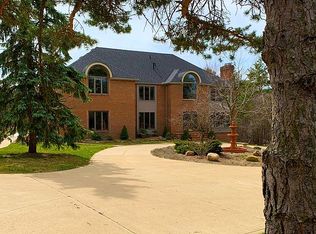 6499 Cady Rd, North Royalton, OH 44133