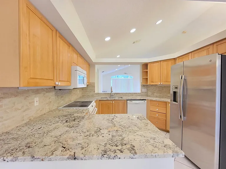 3041 Casa Rio Ct — Photo 6