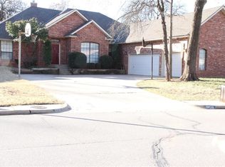 3725 Spring Hill Dr, Edmond, OK 73013