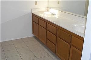 3rd image of 26480 Alturas Creek Dr