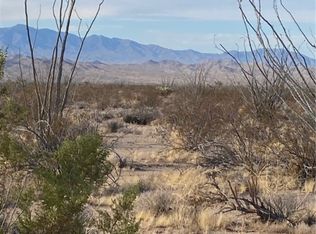 3214 W Crystal Springs Dr, Yucca, AZ 86438