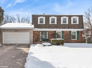 2254 Durham Dr, Wheaton, IL 60189