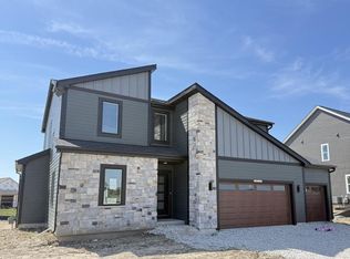 N66W25683 Big Sky Dr, Sussex, WI 53089