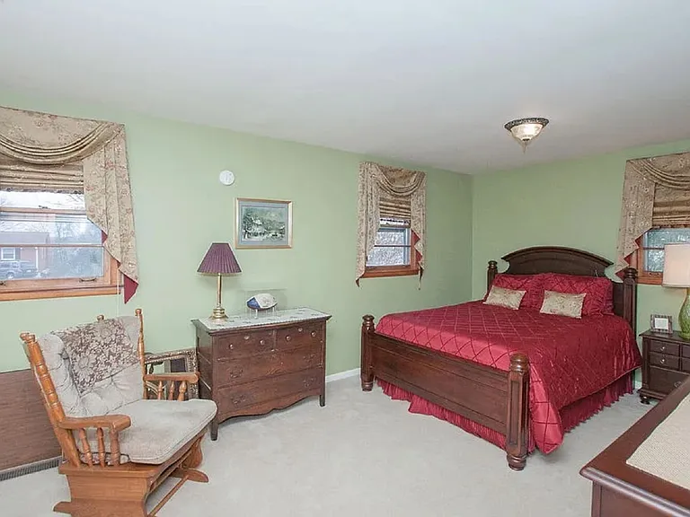 3936 Plantation Dr — Photo 19
