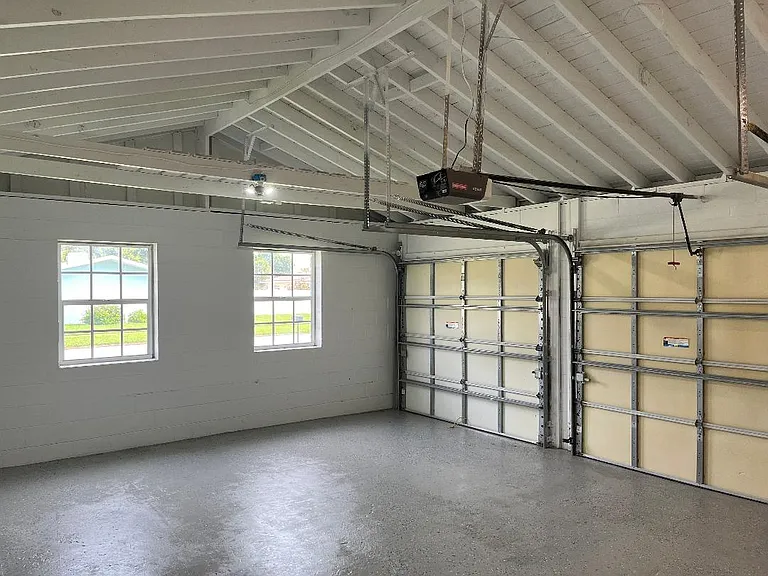 1385 S Harbor Dr — Photo 11