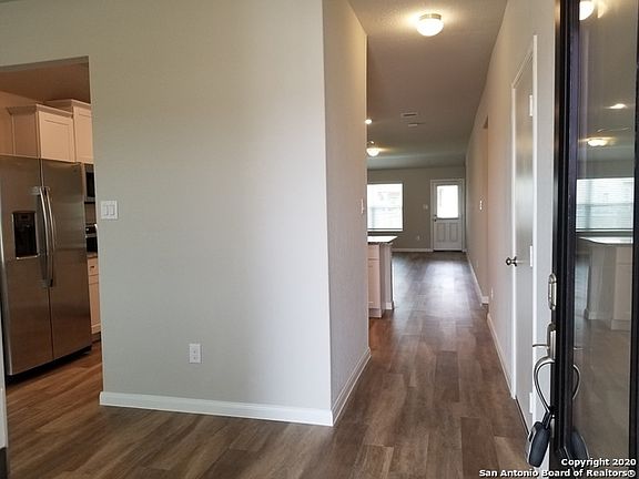 3rd image of 213 Hanover Pl