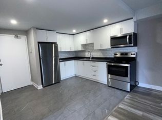 408 12th St W #1A, Cornwall, ON K6J3C8