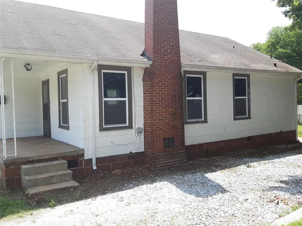 808 S Church St, Salisbury, NC 28144