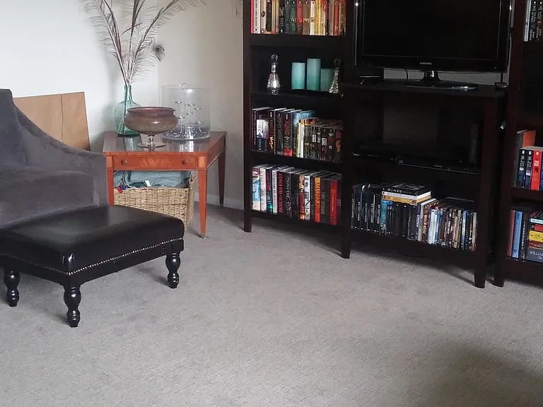 1093 Polk Cir NE — Photo 6