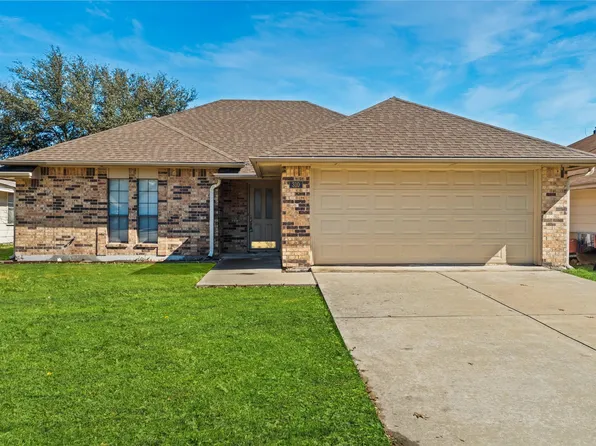 310 Bowie St, Forney, TX 75126