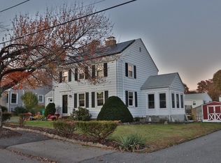 28 Cobb Ln, Lynn, MA 01904