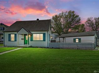 24 Thorpe Dr, Dayton, OH 45420