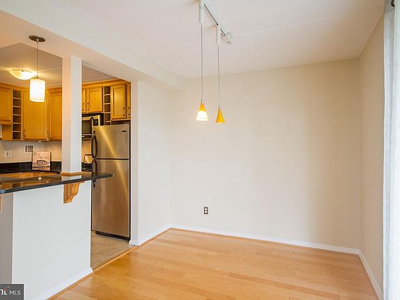 4th image of 2608 Indian Dr #47