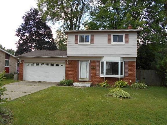 2nd image of 8624 Hemlock Ct